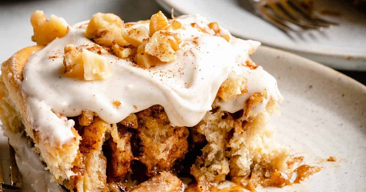 Banana Bread Cinnamon Rolls Recipe | Samsung Food App