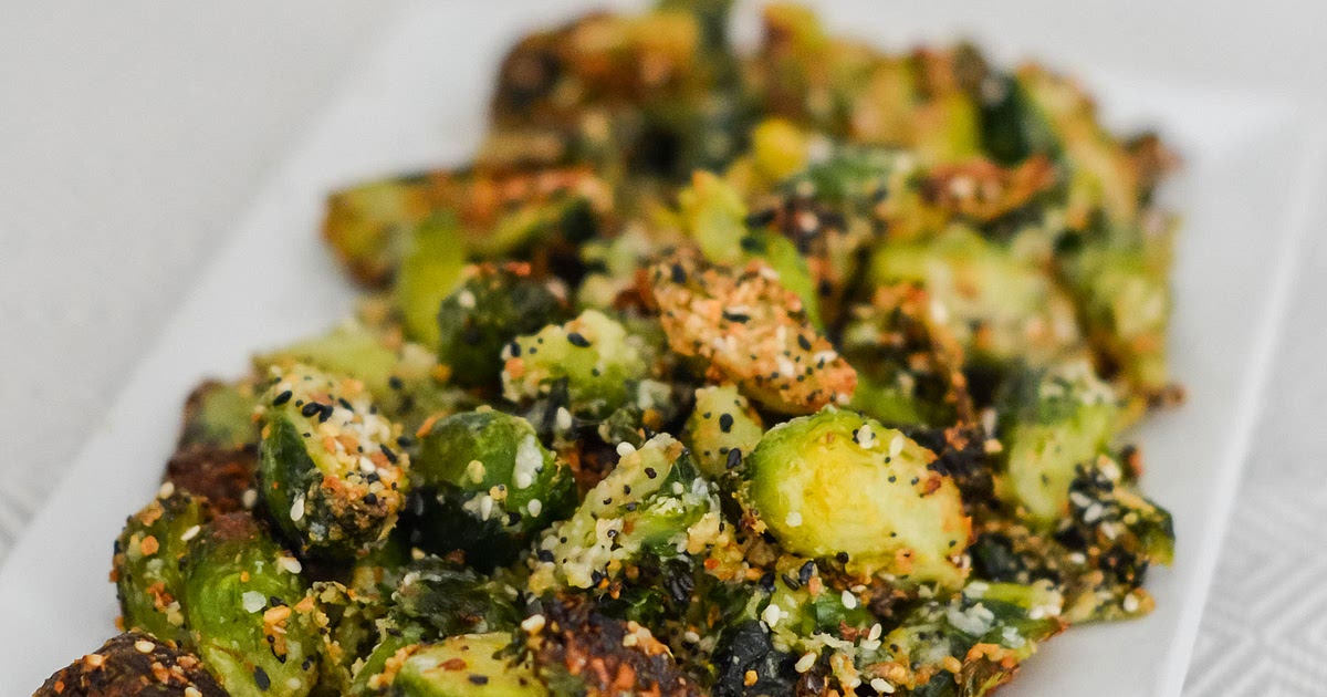 Crispy Everything Bagel & Parmesan Seasoned Brussel Sprouts Recipe | Samsung Food App