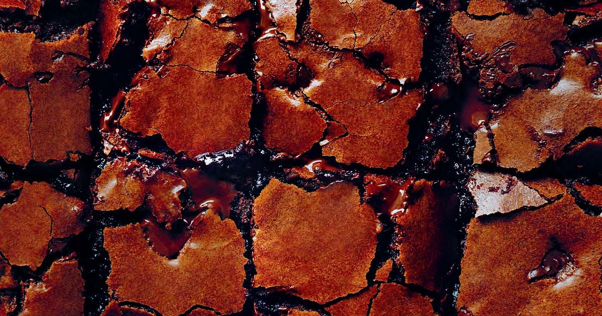 Molten Chocolate-Chunk Brownies Recipe | Samsung Food App