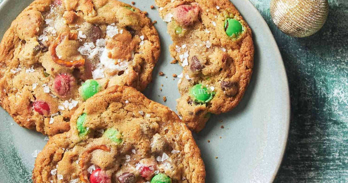 Santa's Kitchen-Sink Cookies Recipe | Samsung Food App