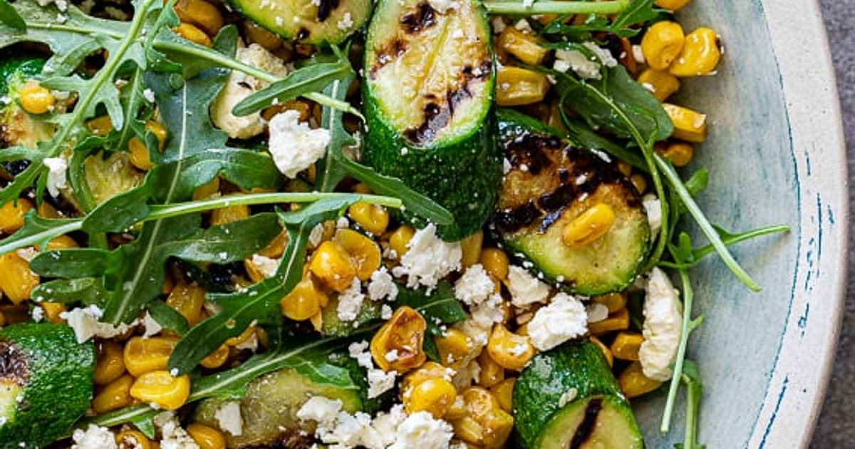 Corn and grilled zucchini salad Recipe | Samsung Food App