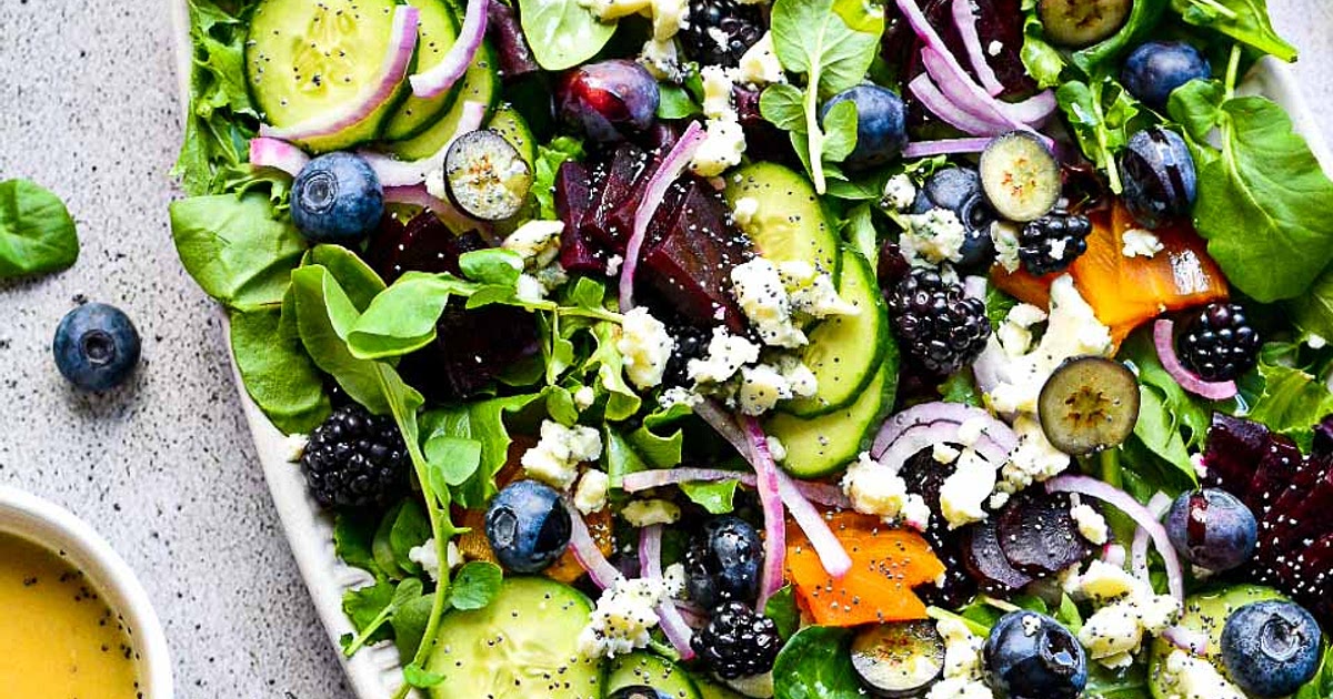 Roasted Beet and Berry Salad Recipe | Samsung Food App