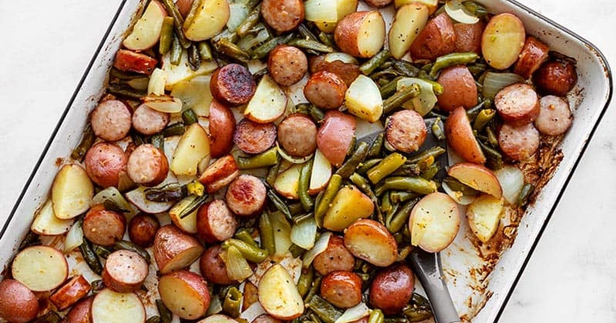 Sheet Pan Kielbasa Potatoes and Green Beans Recipe | Samsung Food App