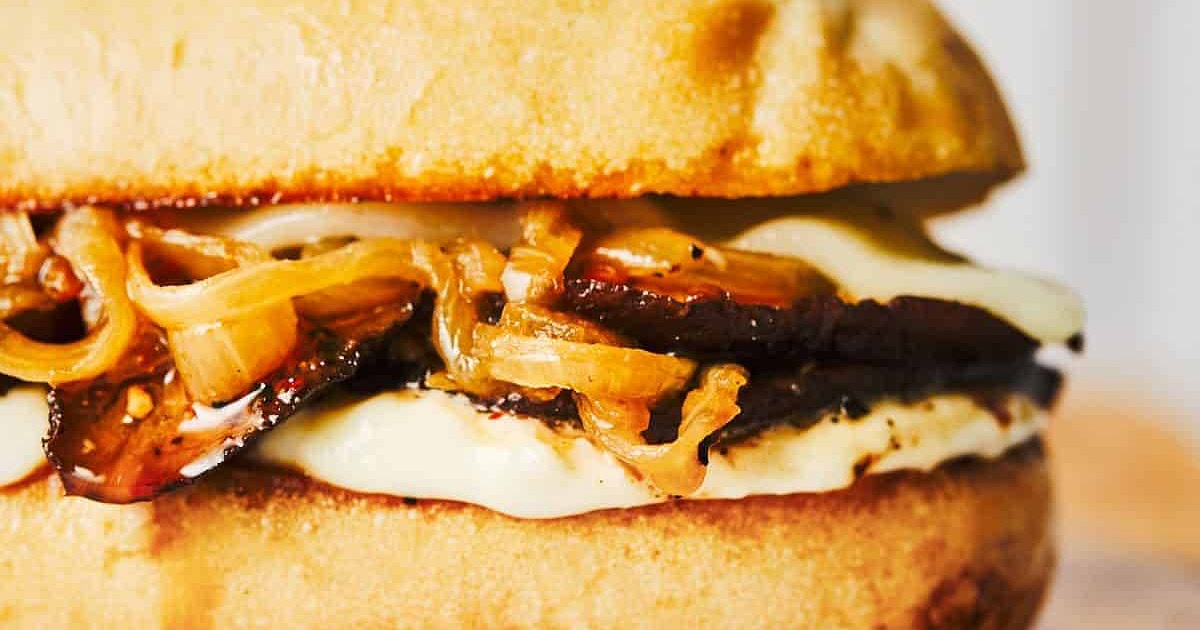 Portobello French Dip with Horseradish Aioli Recipe | Samsung Food App