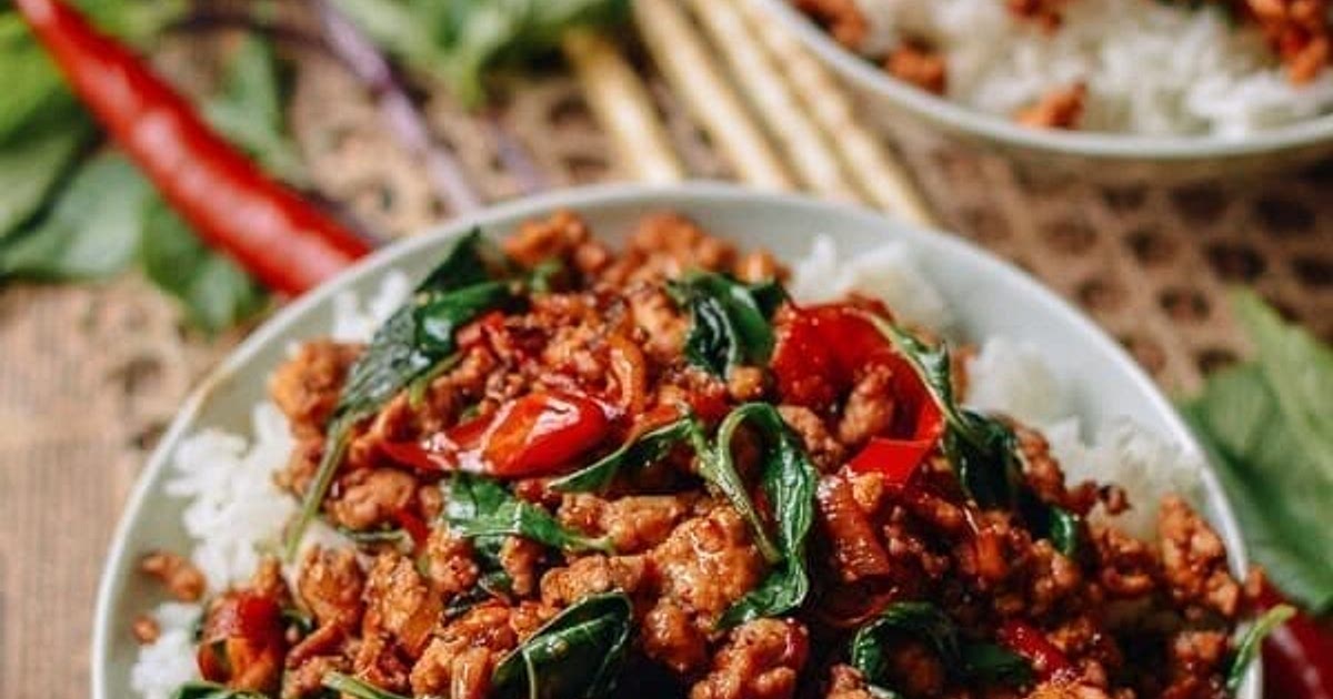 Thai Basil Chicken (Easy Gai Pad Krapow) Recipe | Samsung Food App