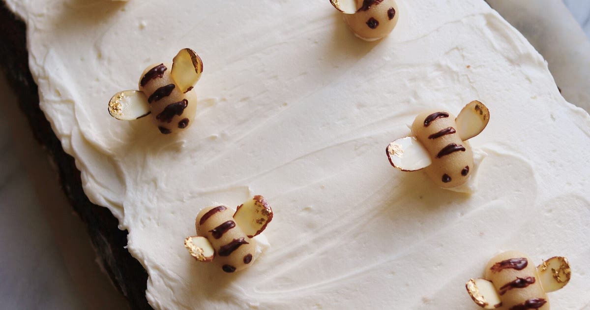 One-Bowl Apple Spice Cake with Marzipan Honey Bees Recipe | Samsung Food App