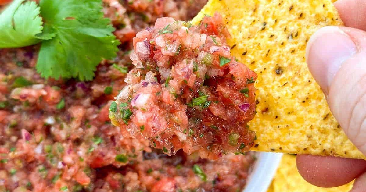 Easy Homemade Salsa Recipe with Fresh Tomatoes | Samsung Food App