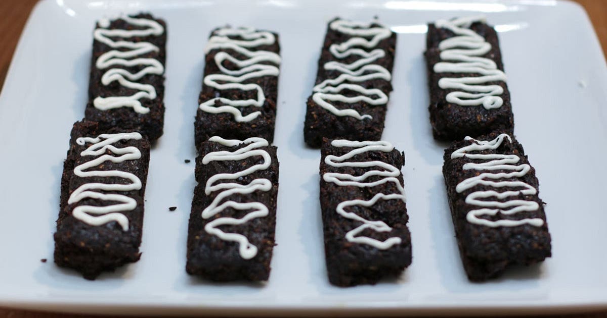 Chocolate Granola Bars Recipe | Samsung Food App