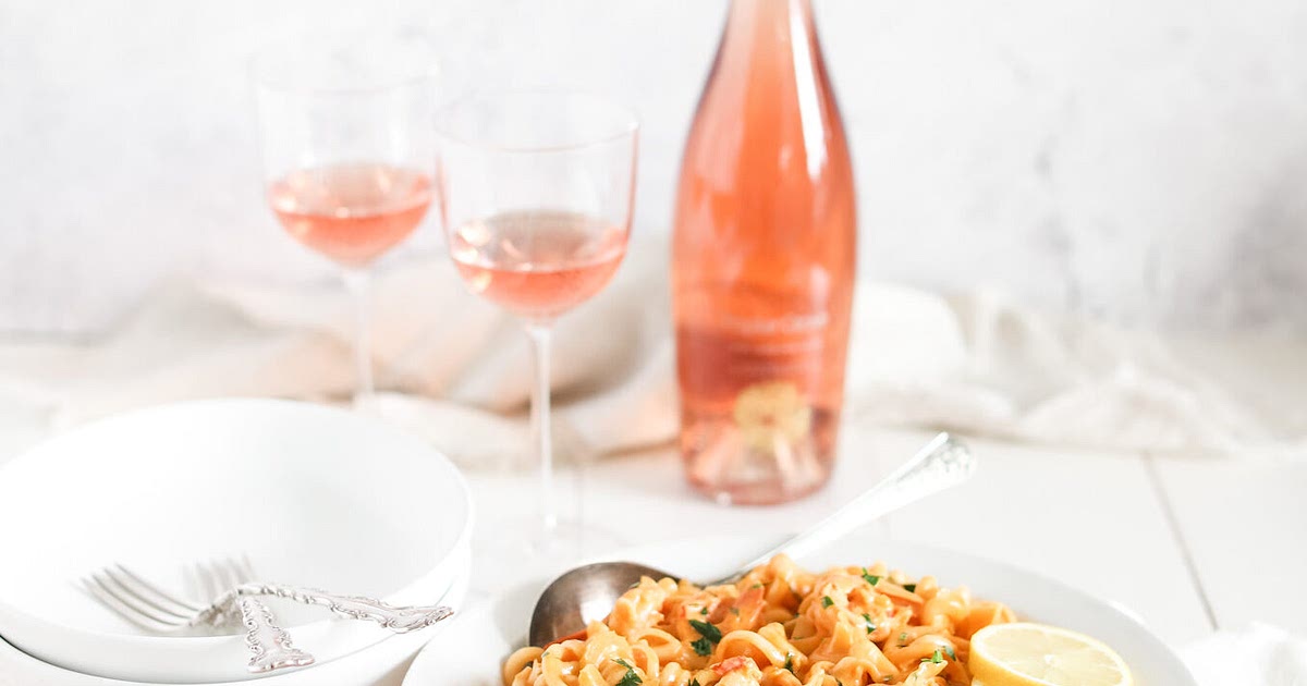 King Prawn Pasta in Rosé Sauce Recipe | Samsung Food App