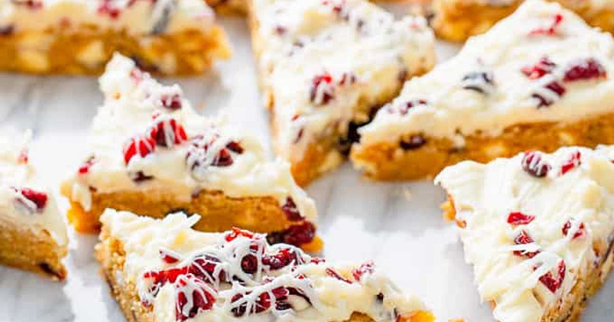Cranberry Bliss Bars {Starbucks Copycat Recipe} | Samsung Food App