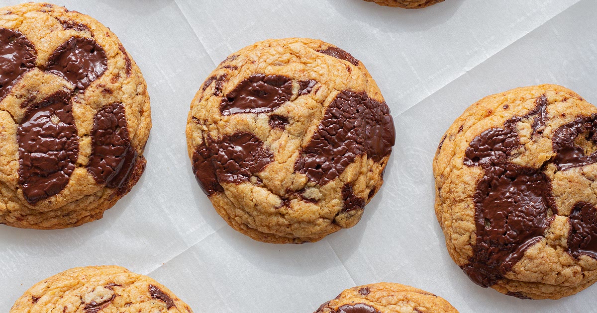 Burnt Miso (Brown Butter) Dark Chocolate Chip Cookies Recipe | Samsung Food App