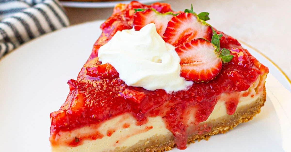 Strawberry Protein Cheesecake Recipe | Samsung Food App
