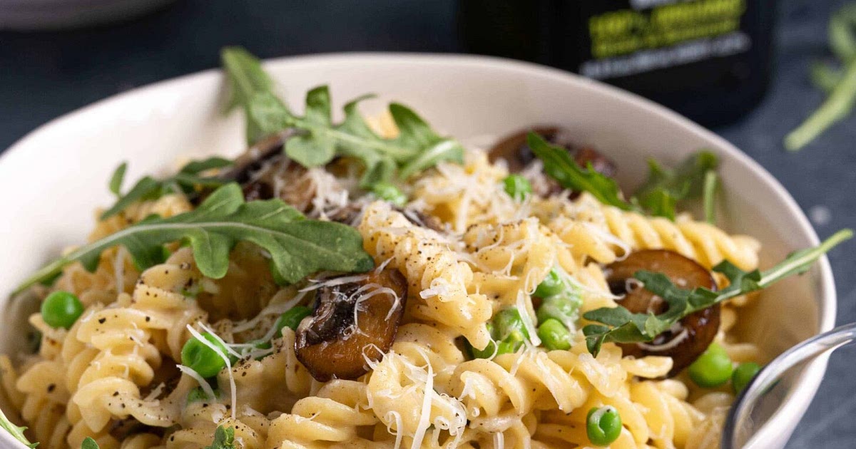Vegetarian Mushroom Pasta Recipe | Samsung Food App