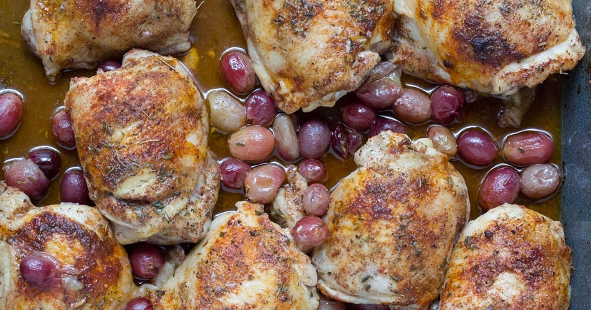 Chicken Thighs with Grapes, Thyme and Smoked Paprika Recipe | Samsung Food App