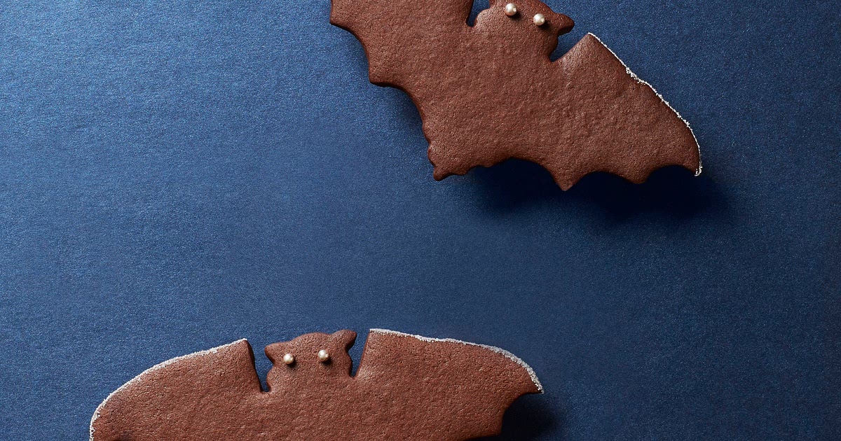 Spiced Chocolate Bat Cookies Recipe | Samsung Food App