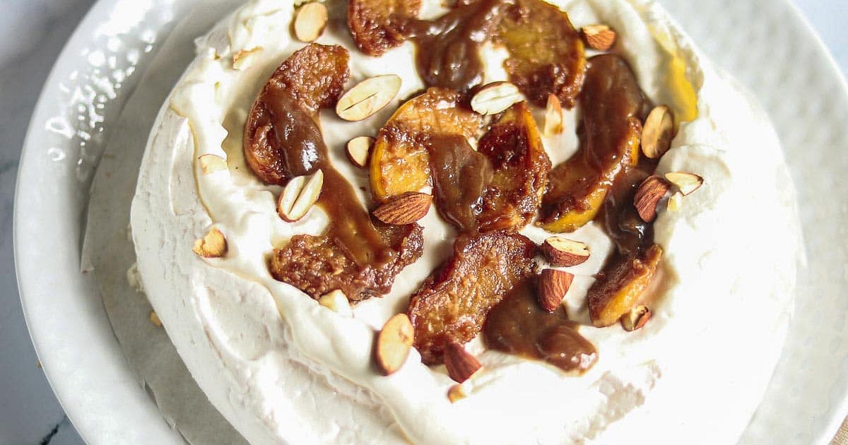 Delectable Apple Pavlova Recipe | Samsung Food App