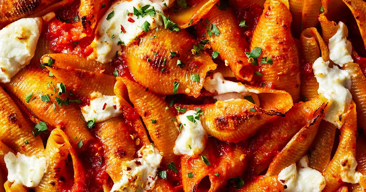 Spicy Unstuffed Pasta Shells With Roasted Garlic and Chèvre Recipe | Samsung Food App