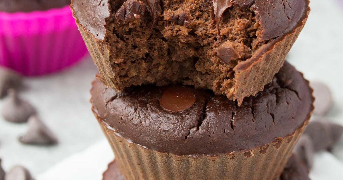 Chocolate Black Bean Blender Muffins {High Protein} Recipe | Samsung Food App
