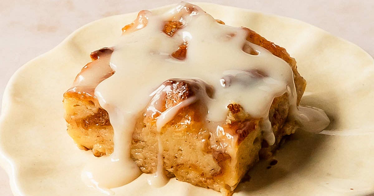 Bread Pudding with Vanilla Sauce Recipe | Samsung Food App
