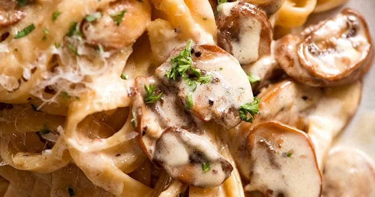 Creamy Mushroom Pasta Recipe | Samsung Food App