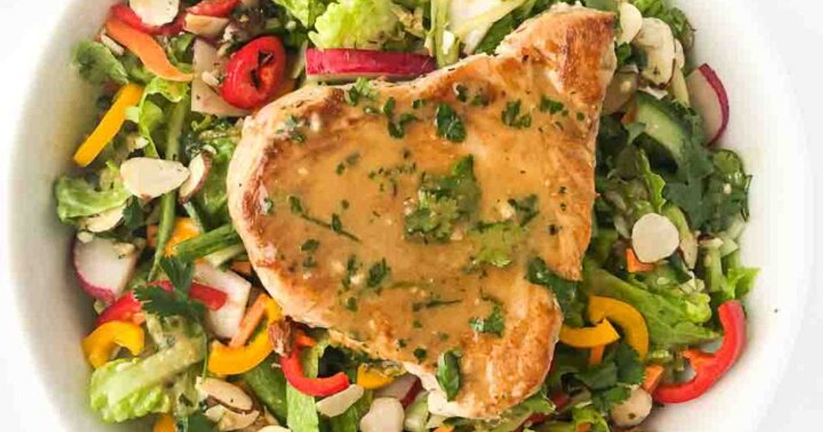 Keto Sesame Ginger Dressing & Tuna Steak Salad Recipe | Samsung Food App