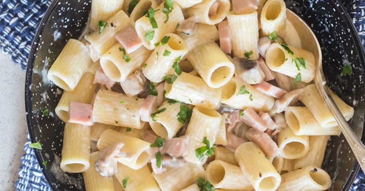 Creamy Mushroom & Ham Pasta Recipe | Samsung Food App