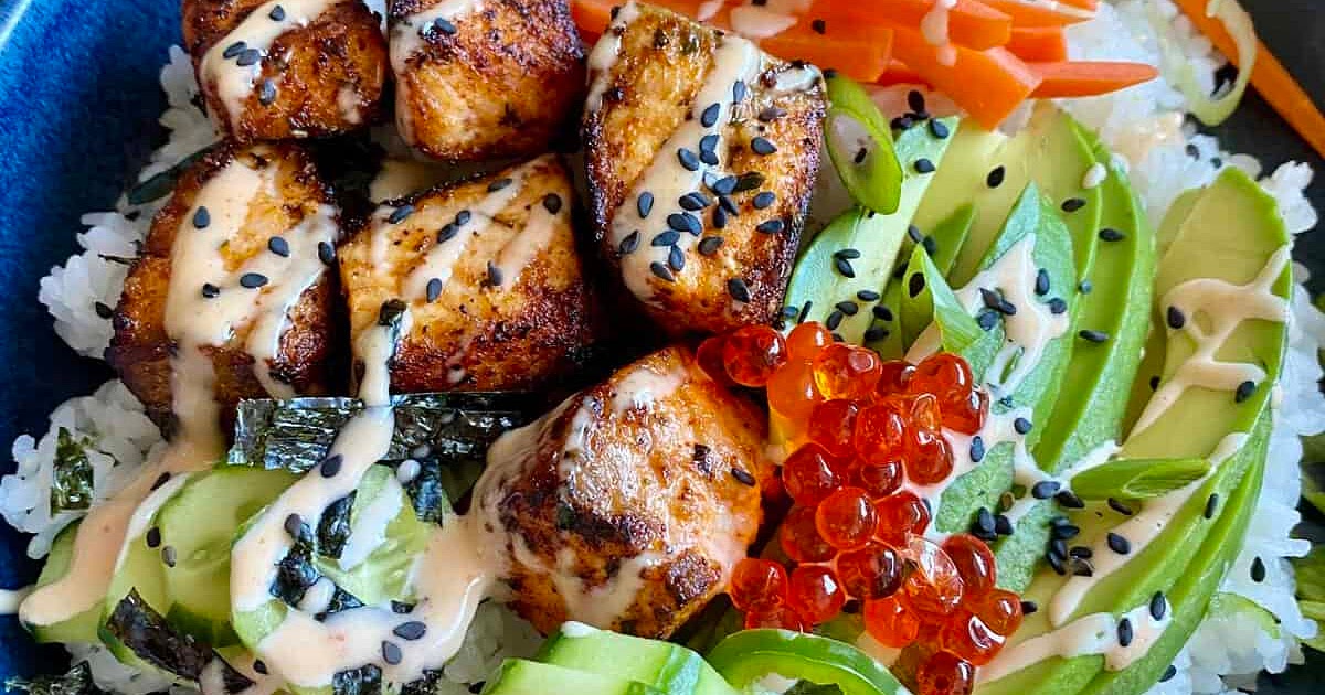 Crispy Spicy Salmon Bowls Recipe | Samsung Food App