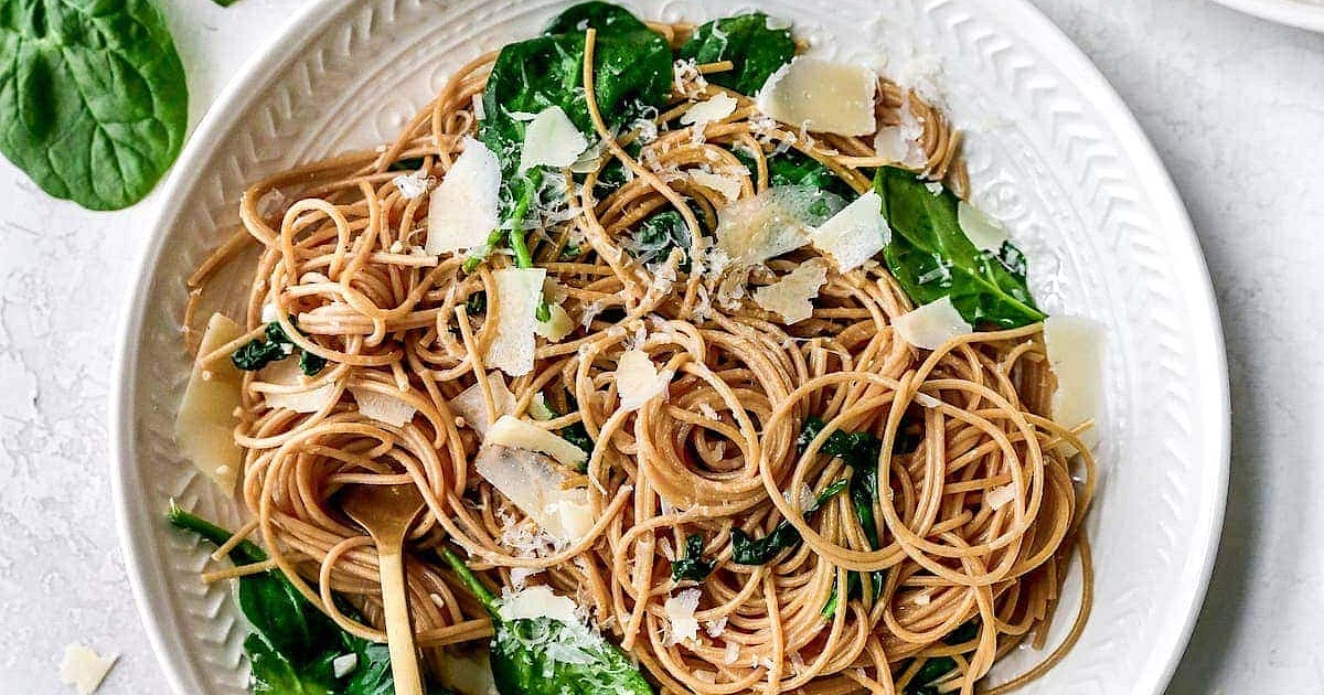 5-Ingredient Spinach Parmesan Pasta Recipe | Samsung Food App