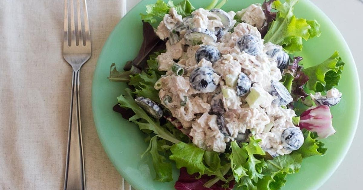 Low FODMAP Chicken Salad with Grapes & Almonds Recipe | Samsung Food App