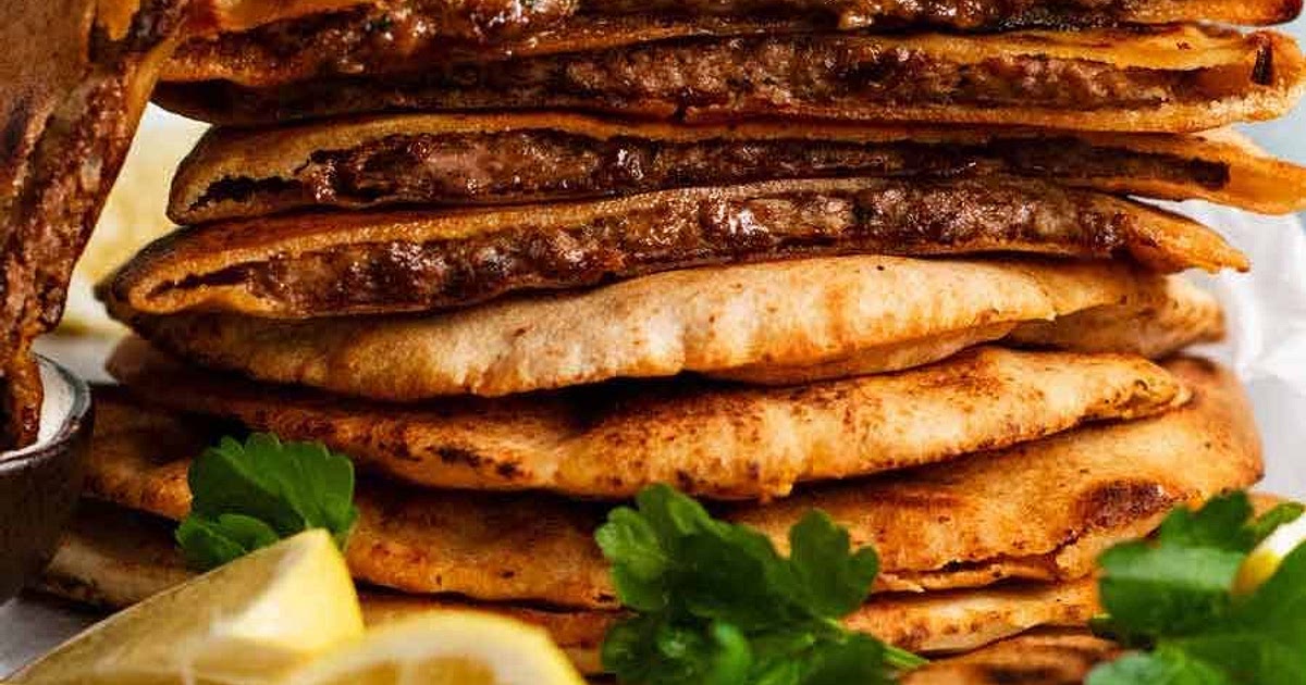 Crispy Lebanese Meat Stuffed Pita - Arayes Recipe | Samsung Food App