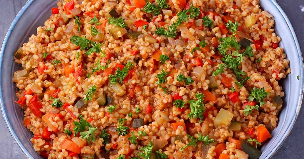 Middle Eastern Vegetable Bulgur Pilaf Recipe | Samsung Food App