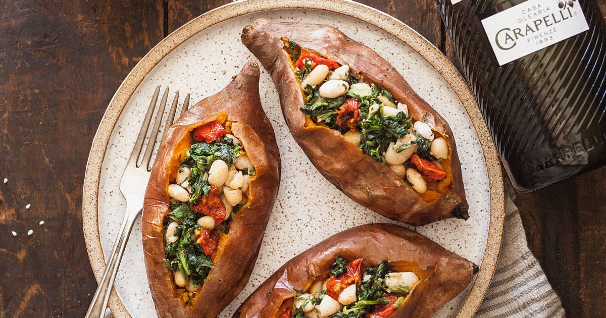 Vegan Stuffed Sweet Potatoes with Spinach and White Beans Recipe | Samsung Food App