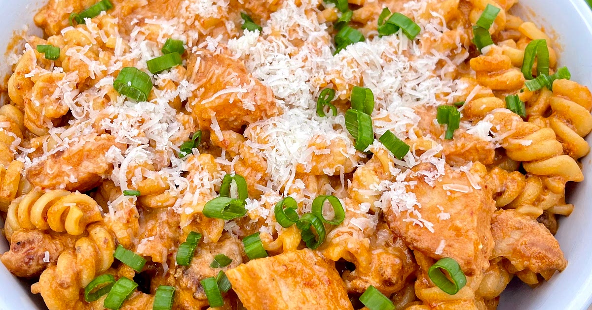 Chipotle Chicken Pasta Recipe | Samsung Food App