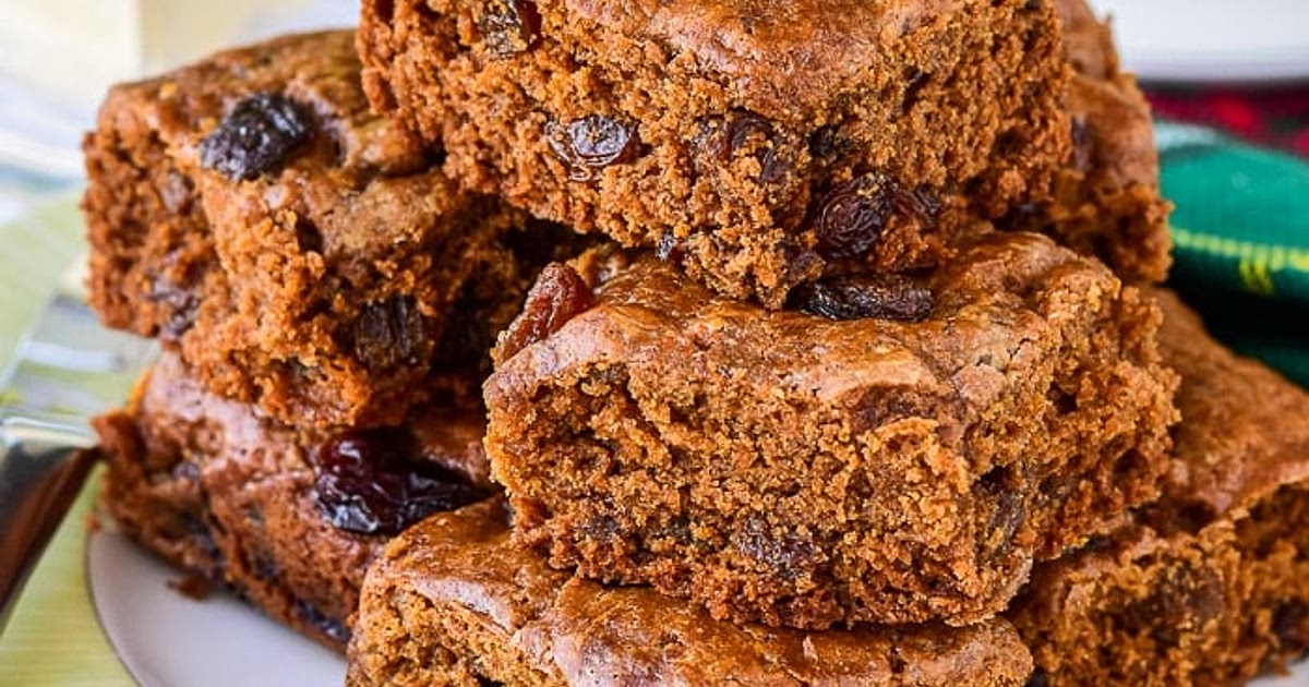 Newfoundland Molasses Raisin Tea Buns Recipe | Samsung Food App