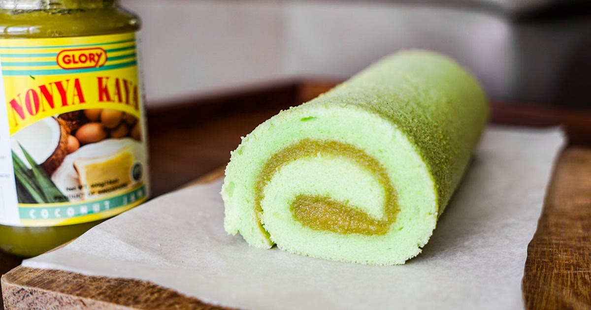 Pandan Kaya Swiss Roll Recipe | Samsung Food App