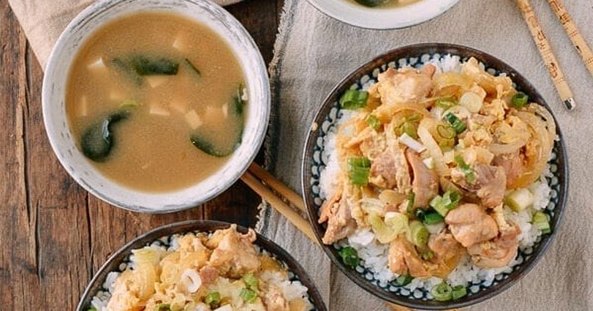 Oyakodon (Japanese Chicken & Egg Rice Bowls) Recipe | Samsung Food App