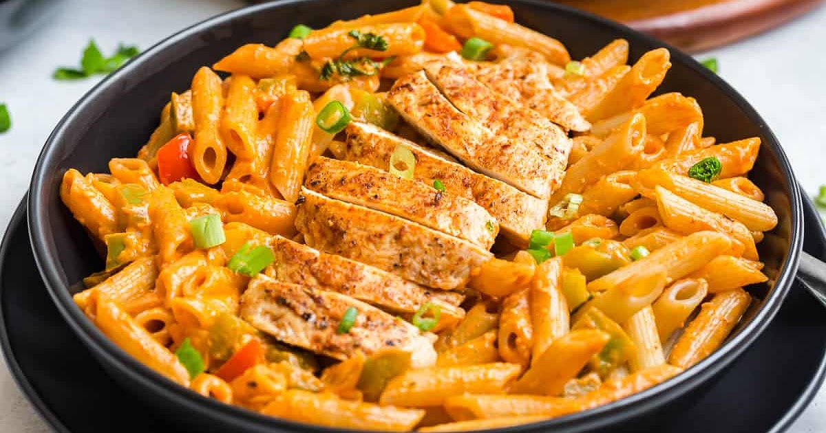 Creamy Cajun Chicken Pasta Recipe | Samsung Food App