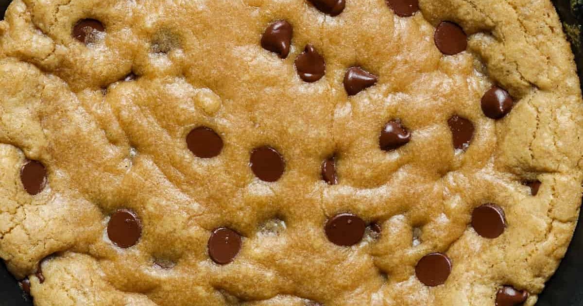 Mini Skillet Cookie Recipe | Samsung Food App