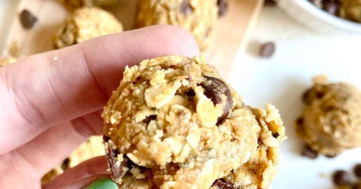 Chocolate Caramel Oatmeal Protein Bites Recipe | Samsung Food App