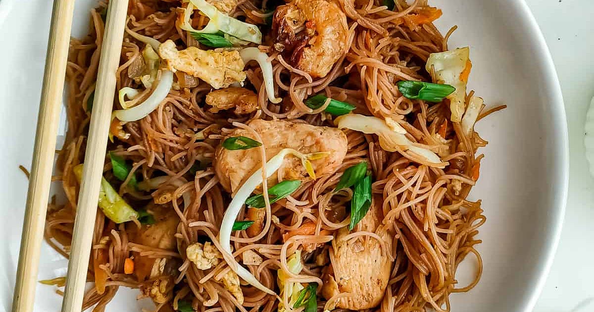 Healthy fried bee hoon recipe (Singapore street noodles) Recipe | Samsung Food App