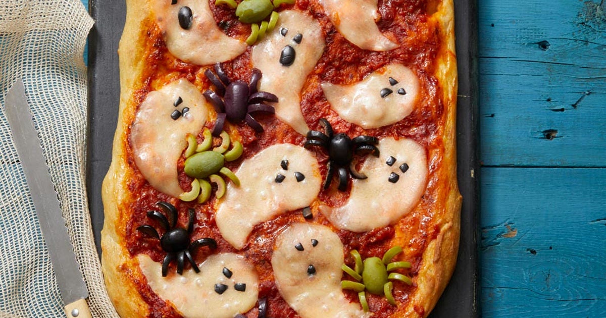 Ghostly Pizza Recipe | Samsung Food App