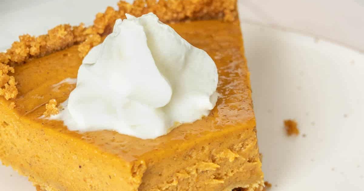 Pumpkin Pie with Graham Cracker Crust Recipe | Samsung Food App