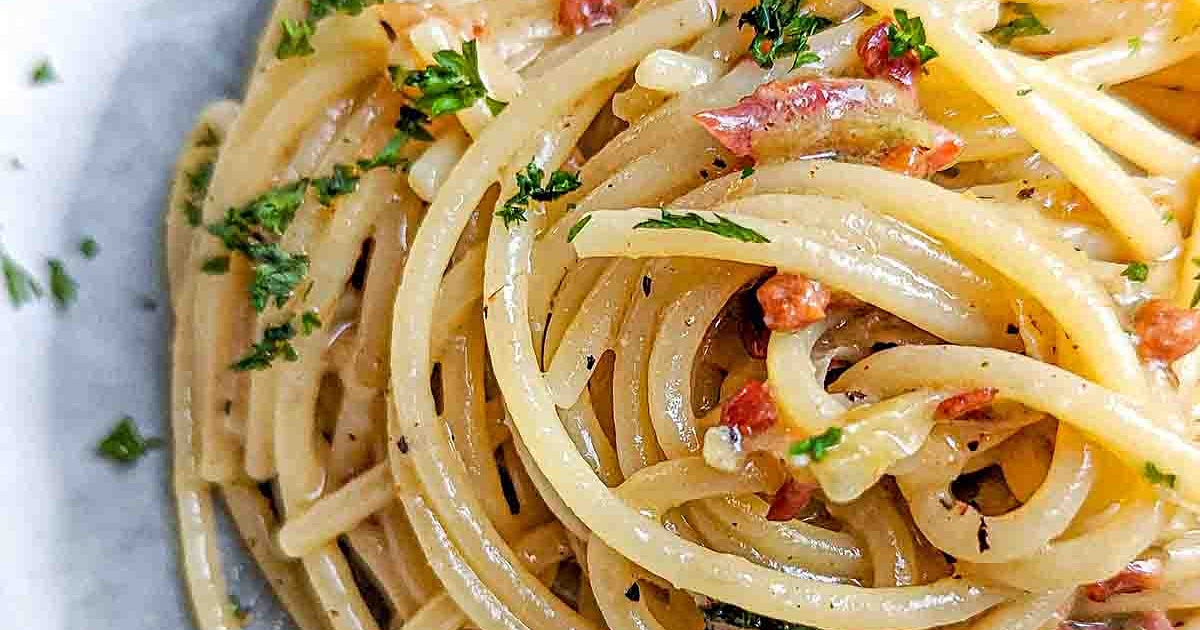 Caramelized Leek Pasta Recipe | Samsung Food App
