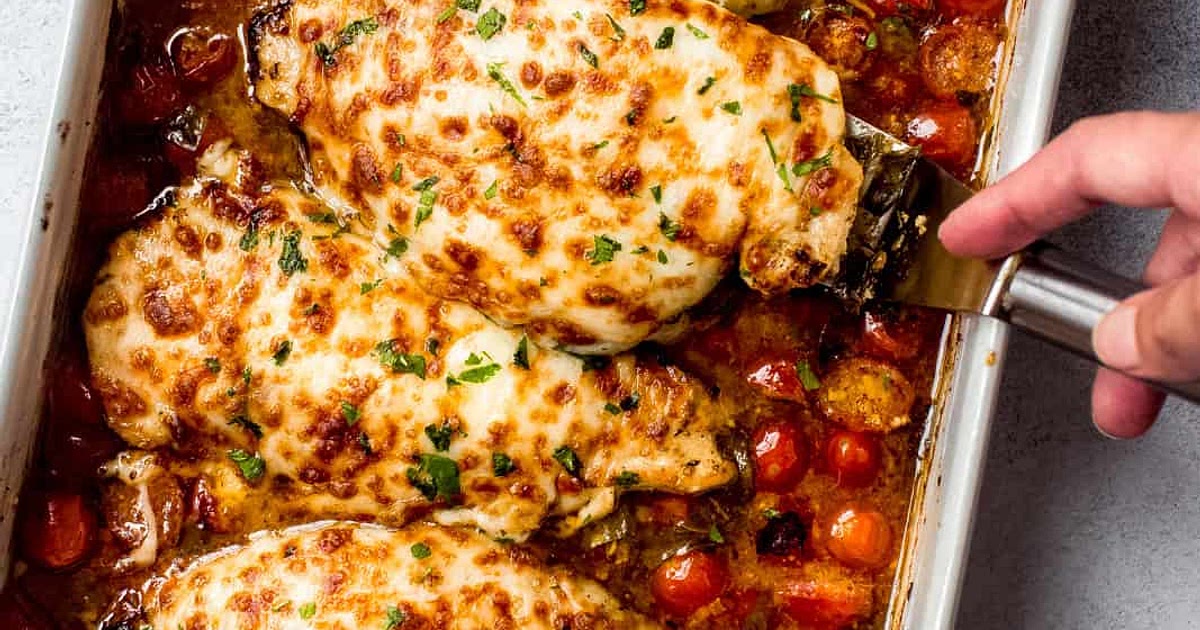 Pesto Baked Chicken with Tomatoes and Mozzarella Recipe | Samsung Food App