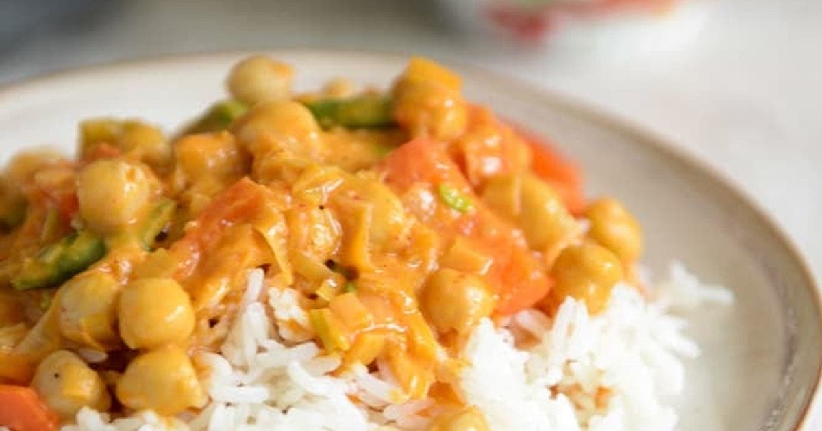 Easy Chickpea Curry with Coconut Rice Recipe | Samsung Food App