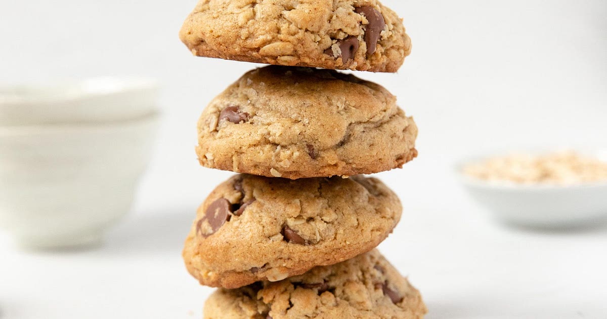 brown butter oatmeal chocolate chip cookies Recipe | Samsung Food App