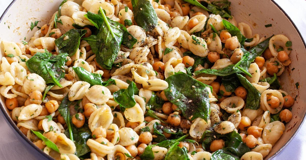Orecchiette With Chickpeas And Zaatar Recipe | Samsung Food App