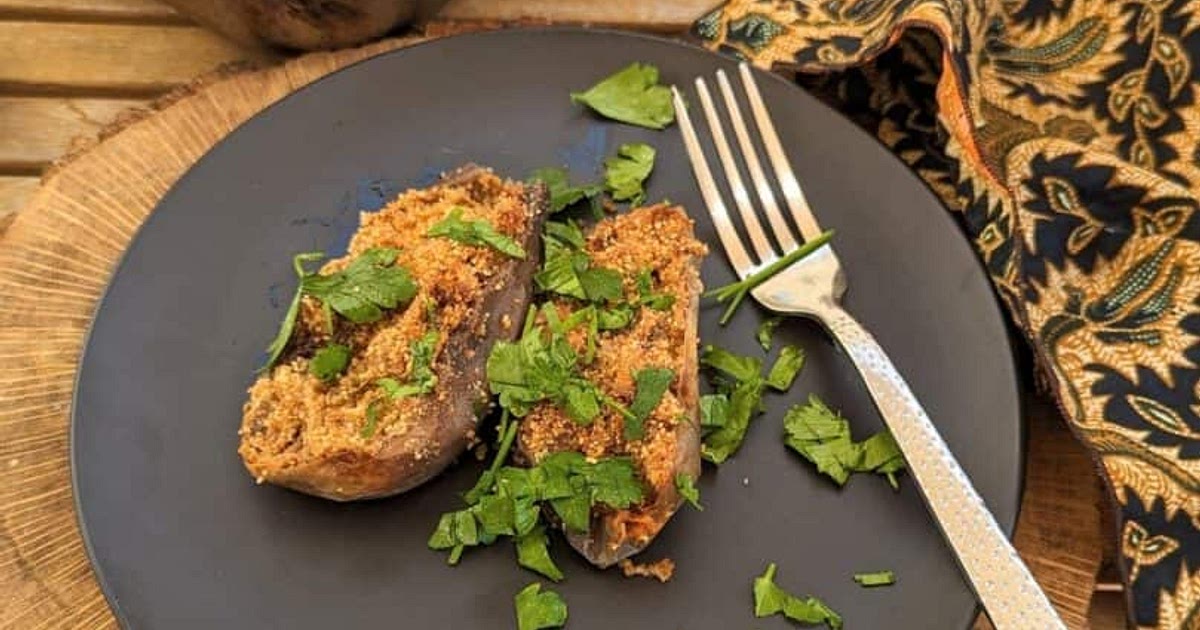 Sweet Paprika Spanish-Style Stuffed Eggplants Recipe | Samsung Food App