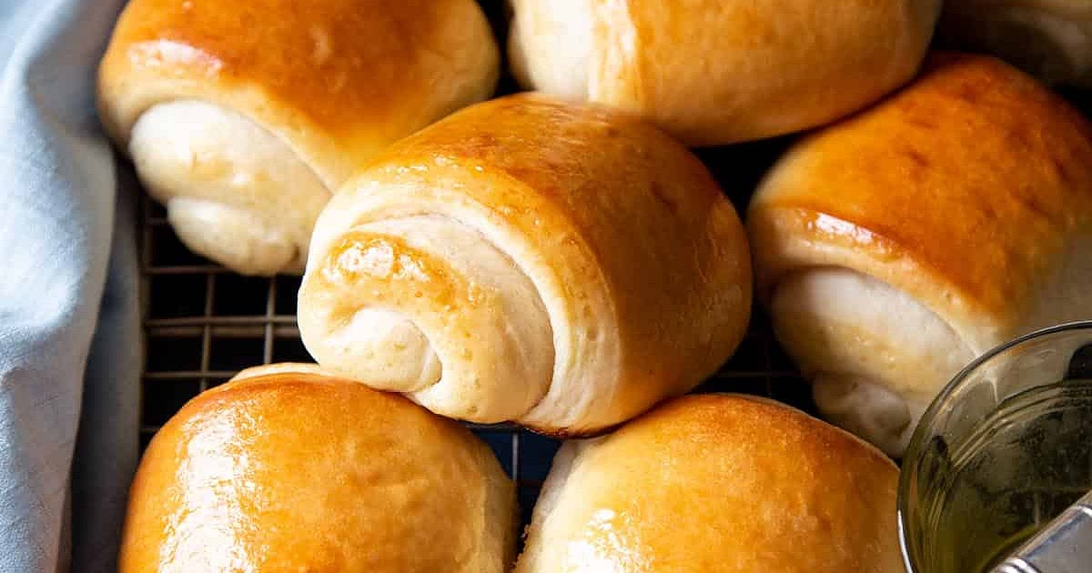 Honey Buttermilk Buns Recipe | Samsung Food App