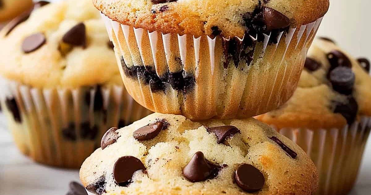 Vegan Chocolate Chip Muffins Recipe | Samsung Food App